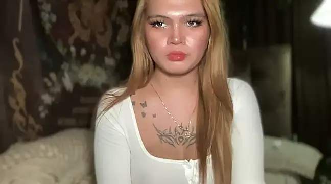 Claire Brooke online show from 3, 2, 2025