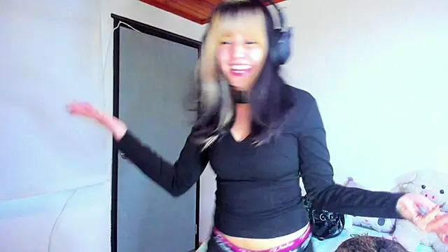 Akane-Mou online show from 20, 1, 2025