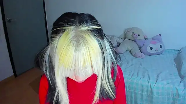 Akane-Mou online show from 30, 1, 2025