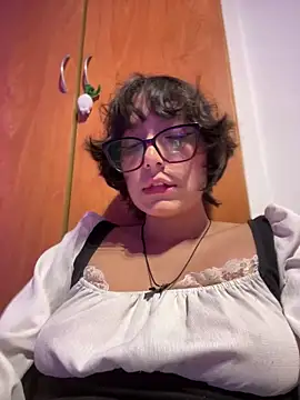 aurora xoxo online show from 14, 1, 2026