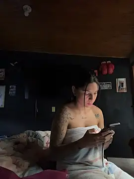 charlotte stevenss  online show from 15, 10, 2025