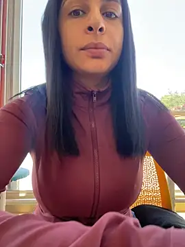 charlotte stevenss  online show from 27, 2, 2026