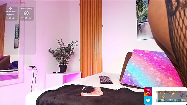 Snapshot of NatashaEgnath chatting on 3, 7, 2026 NatashaEgnath online show from 3, 7, 2026