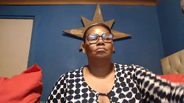 CUTEFIRMMELONSS online show from 21, 11, 2025