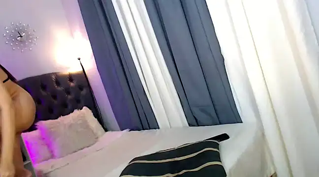 FinestGirlx online show from 23, 1, 2025