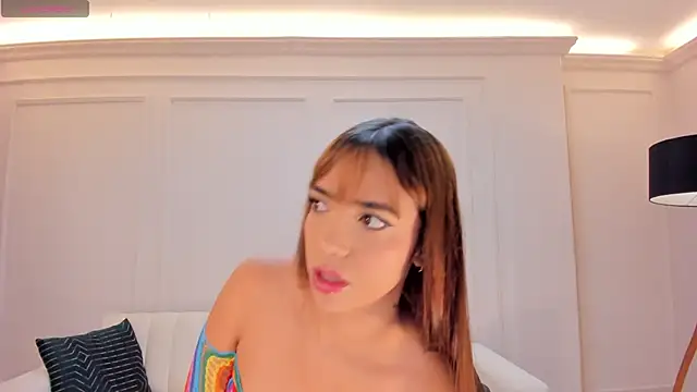 Snapshot of MariamRivera_ chatting on 9, 3, 2025 MariamRivera online show from 9, 3, 2025