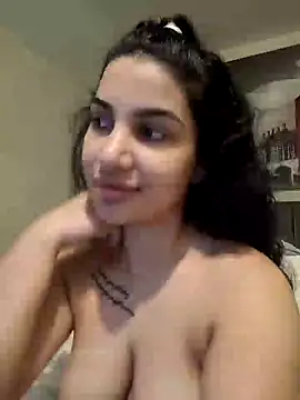 Snapshot of Samira30 chatting on 20, 12, 2024 Samira30 online show from 20, 12, 2024