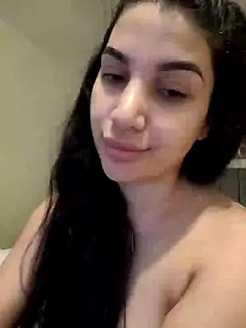 Snapshot of Samira30 chatting on 2, 2, 2025 Samira30 online show from 2, 2, 2025