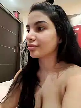 Snapshot of Samira30 chatting on 11, 3, 2025 Samira30 online show from 11, 3, 2025