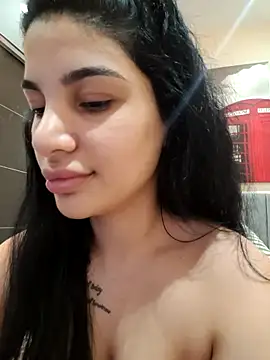 Snapshot of Samira30 chatting on 14, 3, 2025 Samira30 online show from 14, 3, 2025