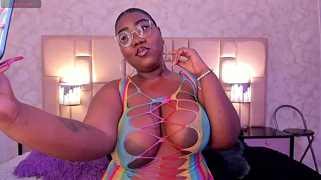Darnellqueen online show from 23, 1, 2025