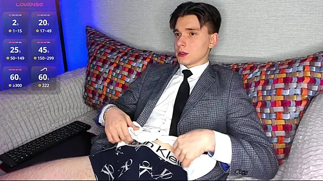 maxboy4 online show from 3, 1, 2025