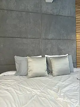 Snapshot of EllaSanz_ chatting on 2, 6, 2026 EllaSanz online show from 2, 6, 2026