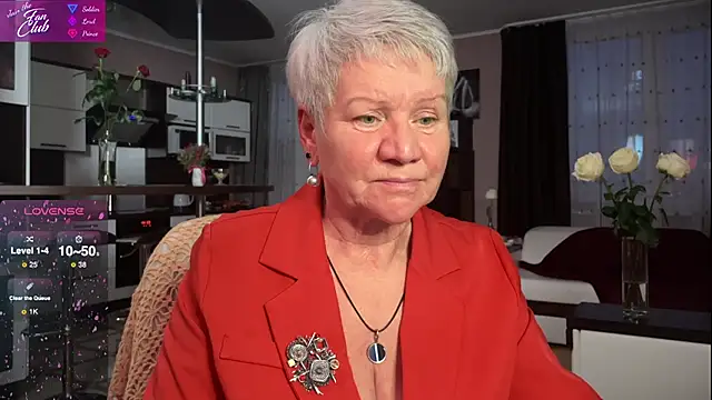 Snapshot of roxana_brooks chatting on 5, 2, 2025 roxana brooks online show from 5, 2, 2025