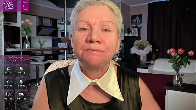 Snapshot of roxana_brooks chatting on 20, 2, 2025 roxana brooks online show from 20, 2, 2025