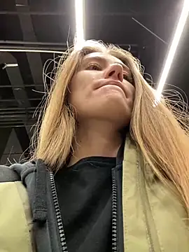 ValenciaShock online show from 6, 12, 2024