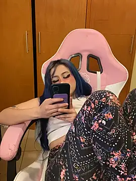 Lucygothic online show from 29, 1, 2025