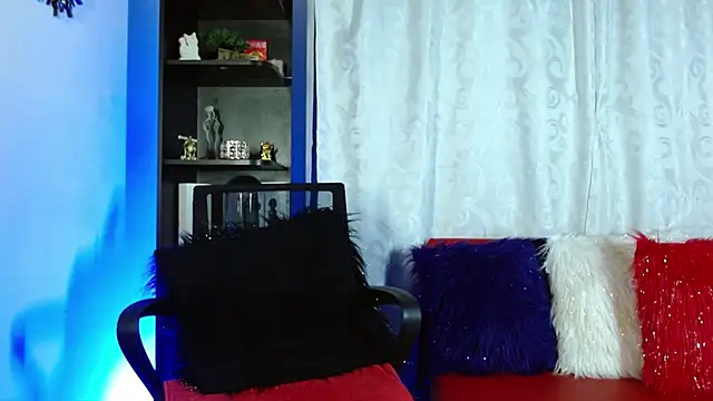 Karina Yang online show from 12, 1, 2025