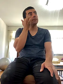 Snapshot of _Playboy_ chatting on 18, 9, 2025 Playboy online show from 18, 9, 2025