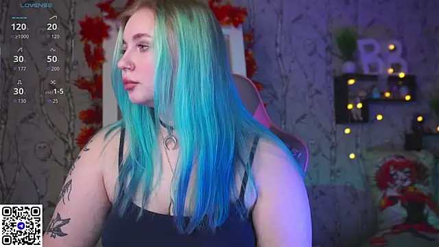 Snapshot of Moon_Valkyrie chatting on 10, 9, 2025 Moon Valkyrie online show from 10, 9, 2025