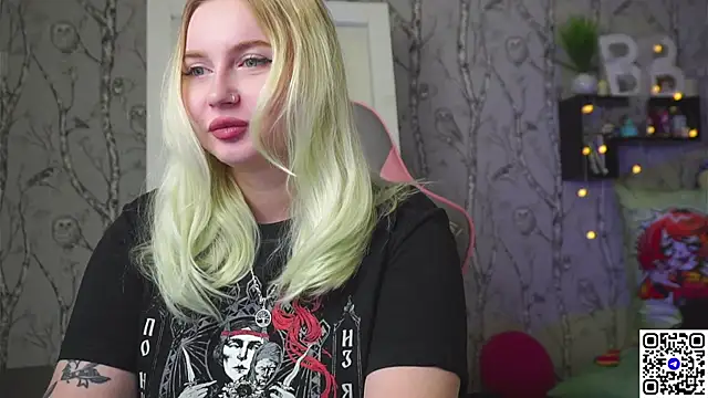 Snapshot of Moon_Valkyrie chatting on 6, 1, 2026 Moon Valkyrie online show from 6, 1, 2026