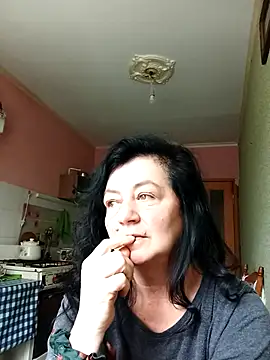 GypsiQueen2 online show from 3, 3, 2026