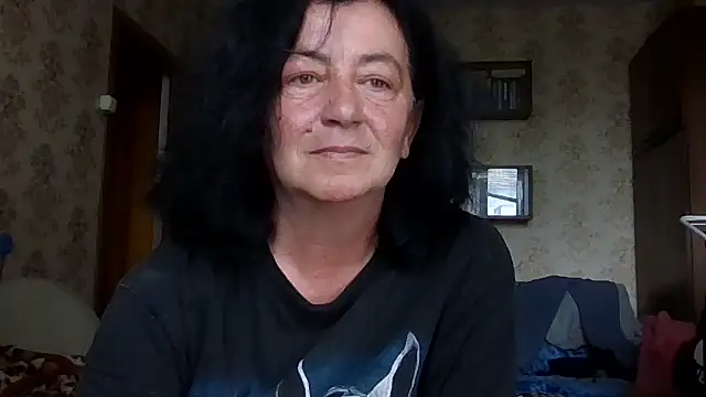 GypsiQueen2 online show from 15, 7, 2026