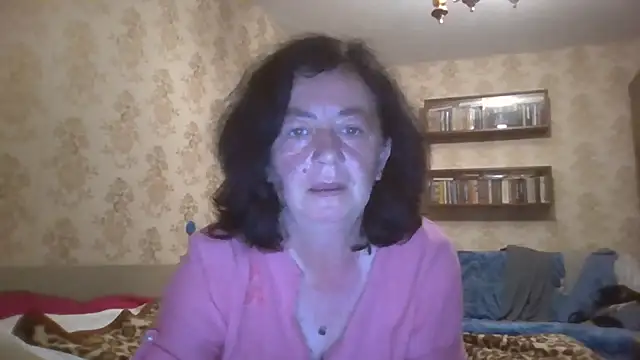 GypsiQueen2 online show from 18, 7, 2026