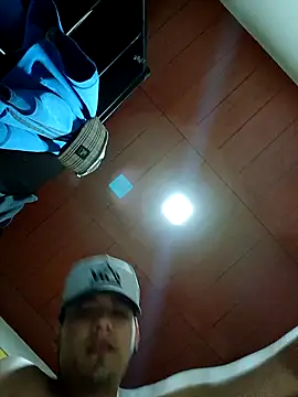 Triplex Coolness online show from 17, 9, 2025