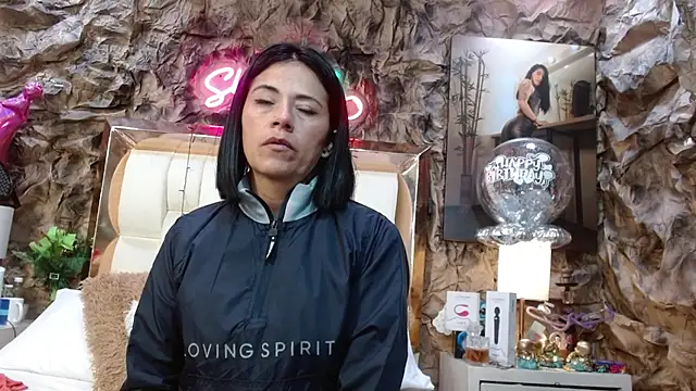 sharoon cheerry online show from 11, 12, 2024