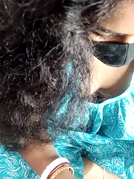Snapshot of Bengali-boudi chatting on 4, 5, 2026 Bengali-boudi online show from 4, 5, 2026
