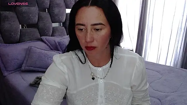 sara hott 1 online show from 21, 10, 2025