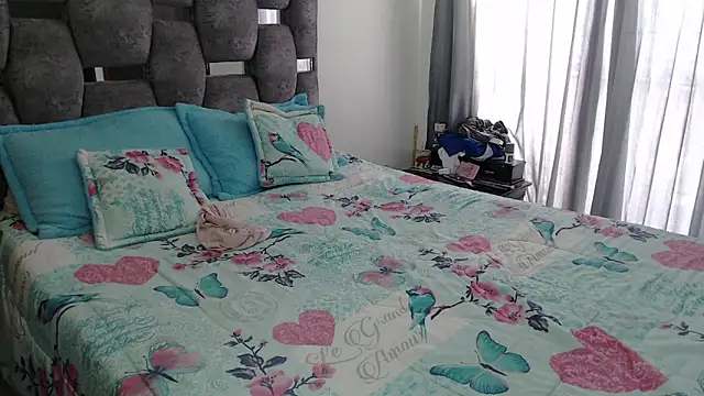 sara hott 1 online show from 21, 3, 2026