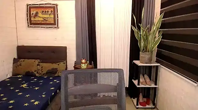 Snapshot of Yesha_harper chatting on 14, 12, 2024 Yesha harper online show from 14, 12, 2024