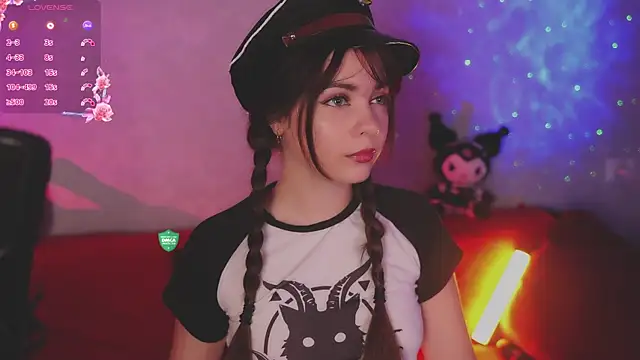 Snapshot of How2Meow chatting on 7, 10, 2025 How2Meow online show from 7, 10, 2025