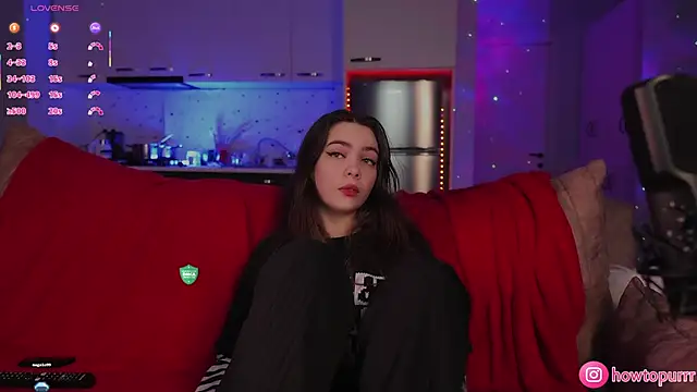 Snapshot of How2Meow chatting on 1, 2, 2026 How2Meow online show from 1, 2, 2026