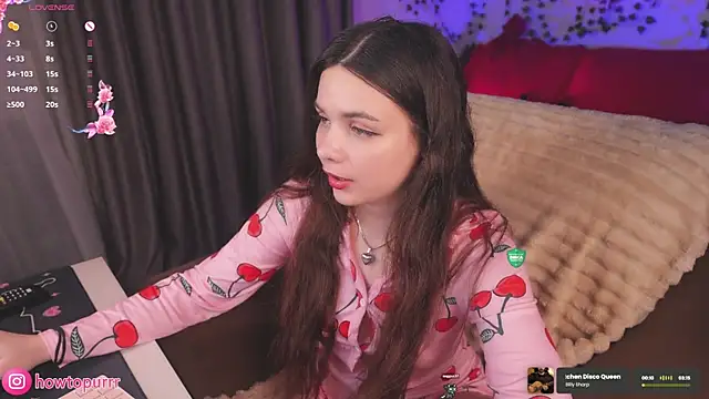 How2Meow online show from 17, 7, 2026