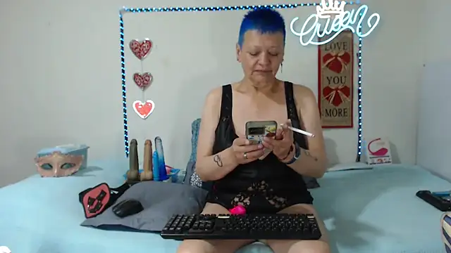 loquitaqueen011 online show from 23, 11, 2025