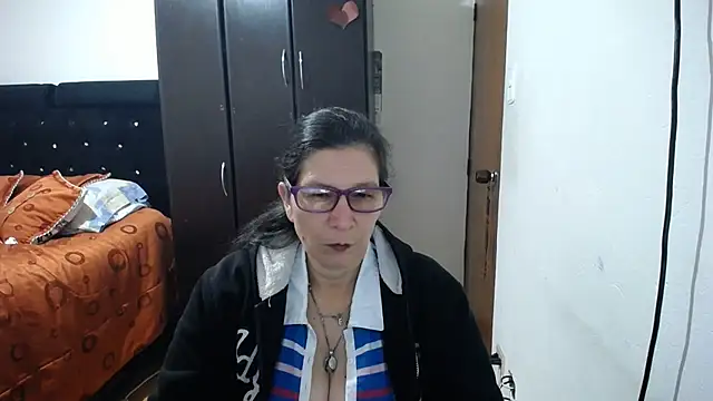 Snapshot of latin49 chatting on 24, 7, 2026 latin49 online show from 24, 7, 2026