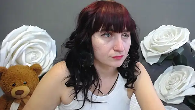 NinaFlawlees online show from 14, 10, 2025