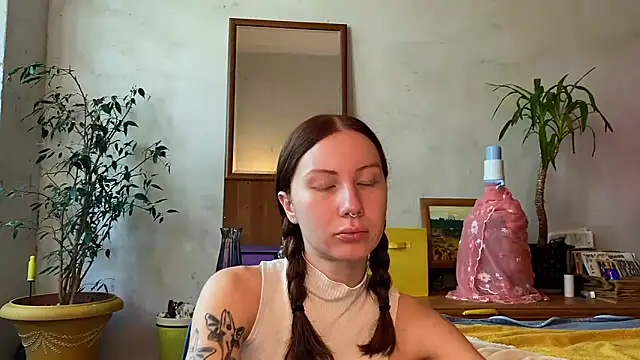 elfess online show from 9, 9, 2025