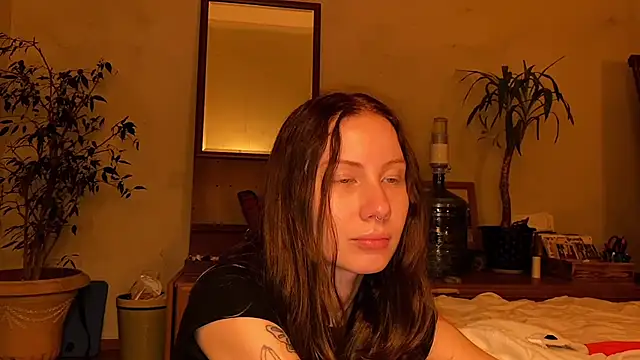 elfess online show from 7, 10, 2025