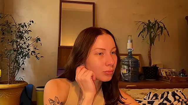 elfess online show from 10, 10, 2025