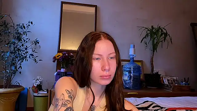 elfess online show from 21, 10, 2025