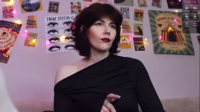 Luna Blake online show from 22, 3, 2026