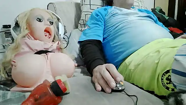 Snapshot of messi_syssy chatting on 3, 7, 2026 messi syssy online show from 3, 7, 2026