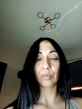 LeticiaWoods online show from 27, 2, 2025