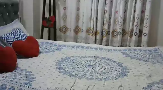 Snapshot of cutebengaligirl chatting on 13, 12, 2024 cutebengaligirl online show from 13, 12, 2024