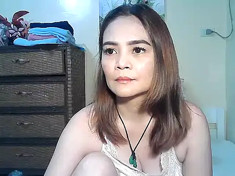 Kisses-13 online show from 4, 12, 2025