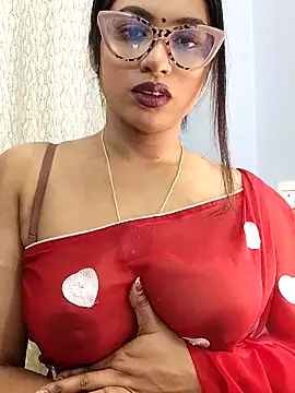 Queen Dolly online show from 5, 2, 2026